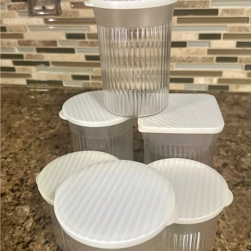 Tupperware Family Mates 6pc RARE Containers Clear with Pearlescent seals